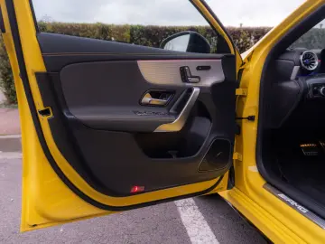 MERCEDES BENZ A 45 S