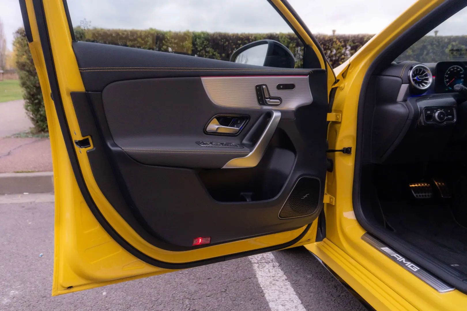 MERCEDES BENZ A 45 S