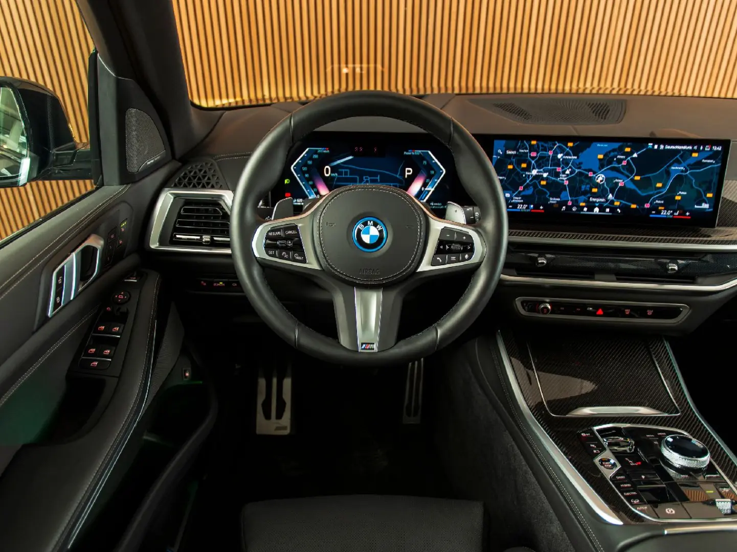 X5 Xdrive50e M-SPORT-MASSAGE-TOWB-22 -CARBON