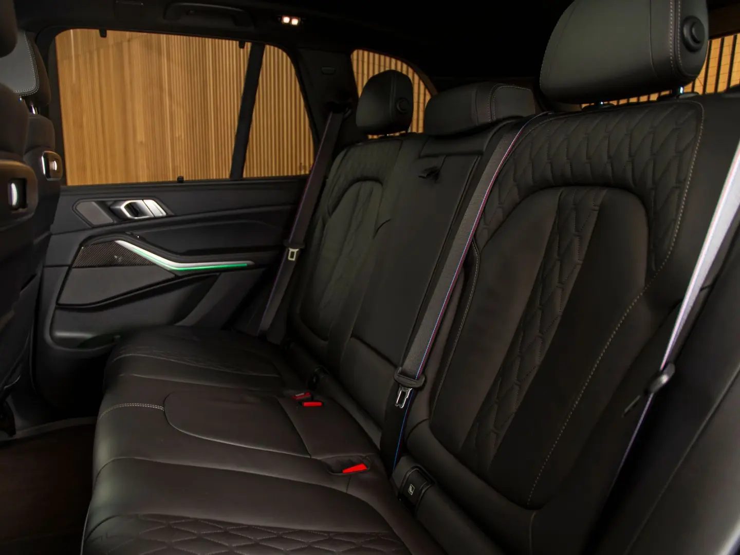 X5 Xdrive50e M-SPORT-MASSAGE-TOWB-22 -CARBON