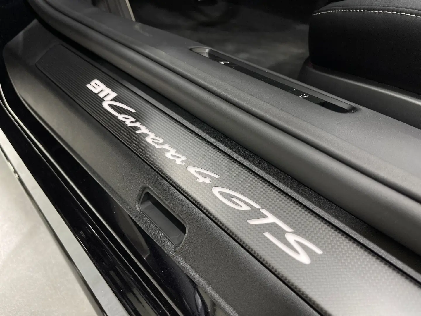 992 911 Carrera 4 GTS Cabrio Lift Carbon Burmest