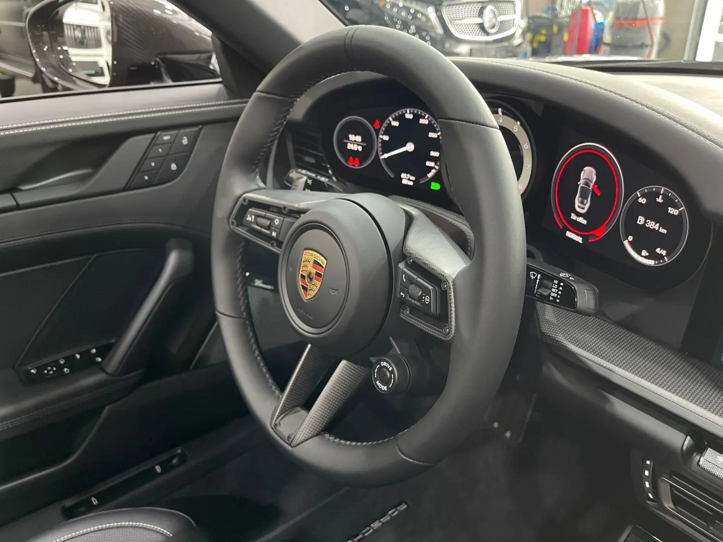 992 911 Carrera 4 GTS Cabrio Lift Carbon Burmest