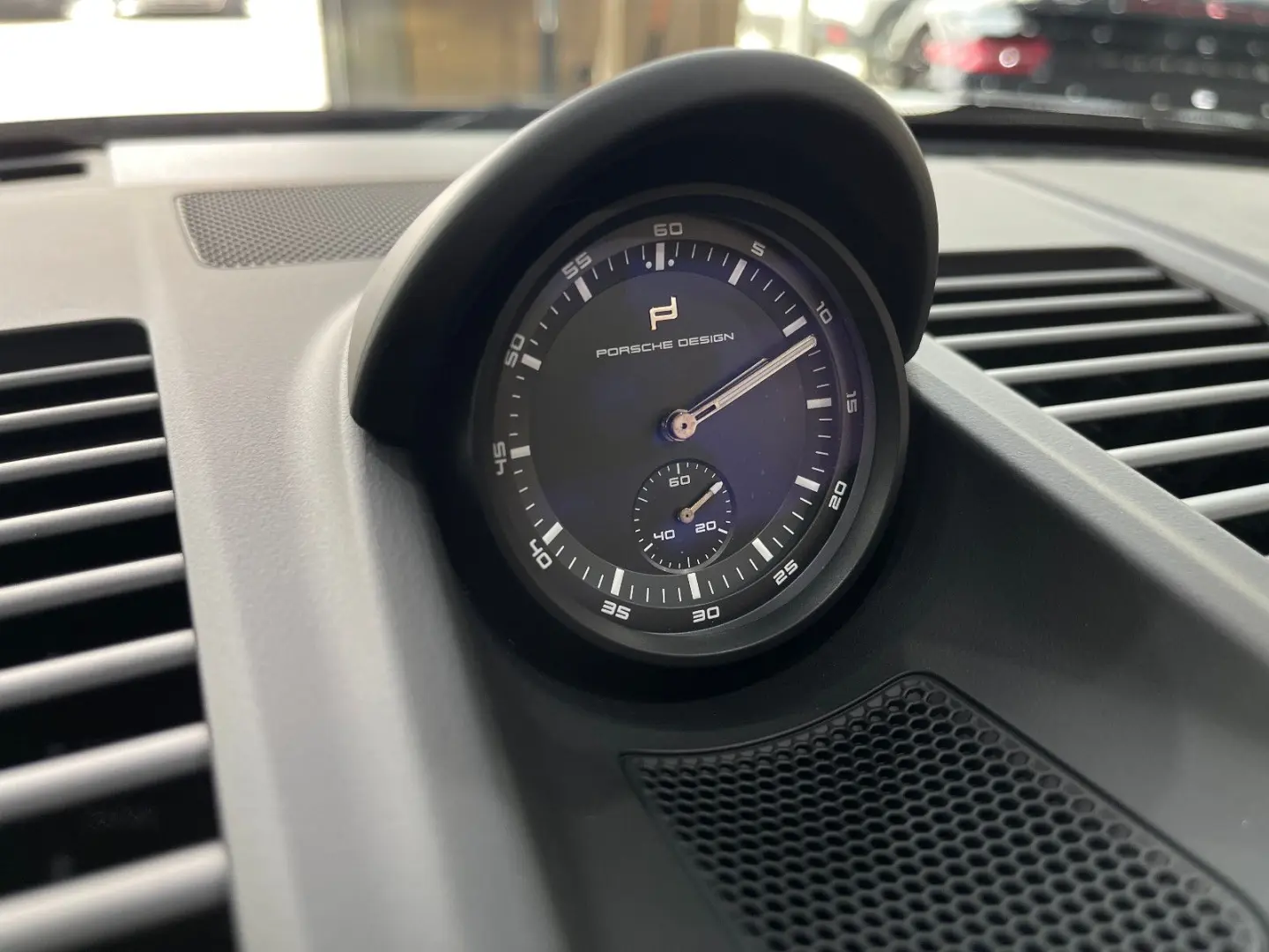 992 911 Carrera 4 GTS Cabrio Lift Carbon Burmest