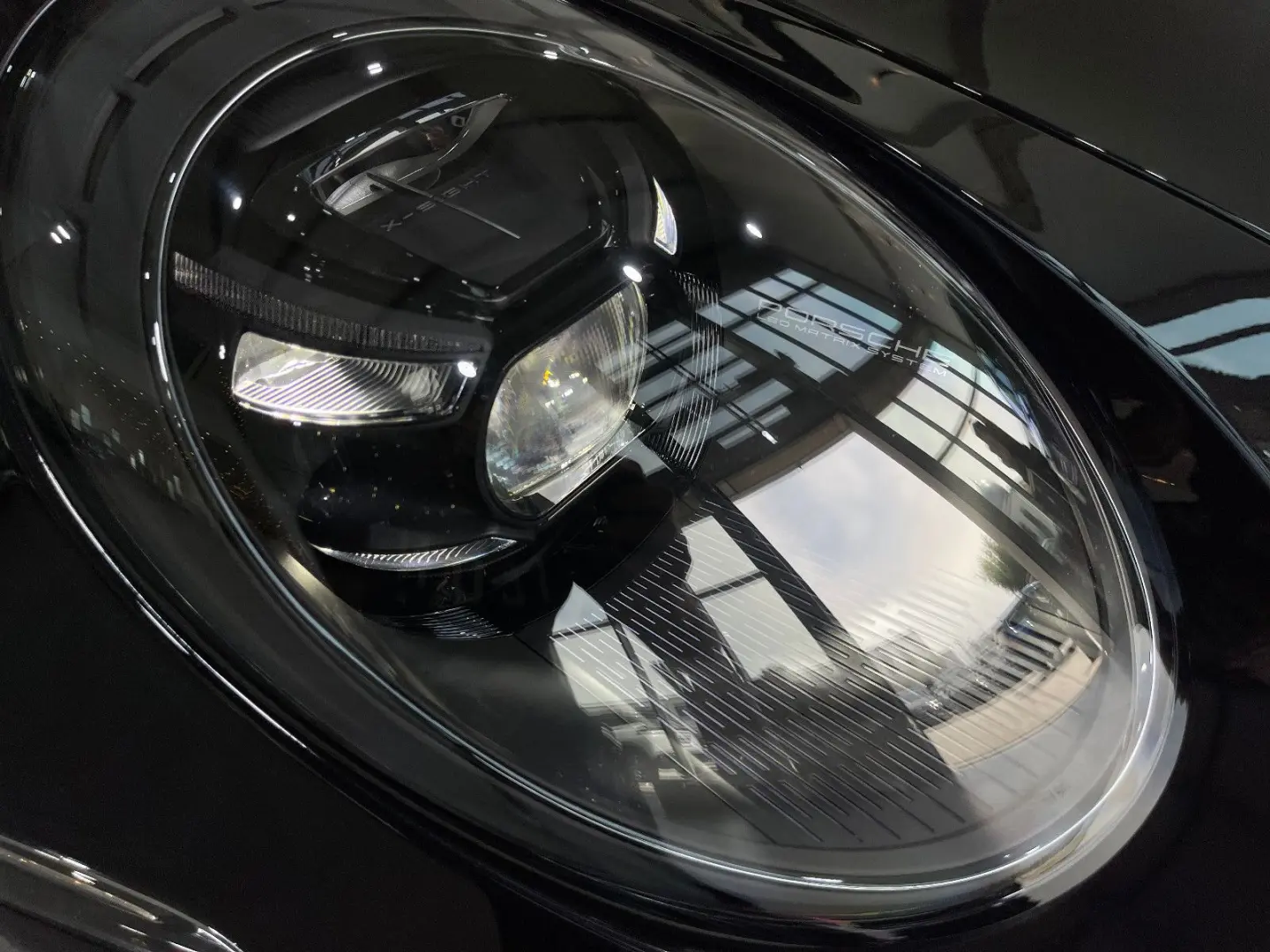 992 911 Carrera 4 GTS Cabrio Lift Carbon Burmest