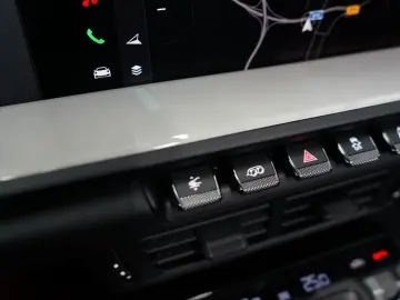 992.2 911 Cabriolet Kreide SportDesign Lift MEGA