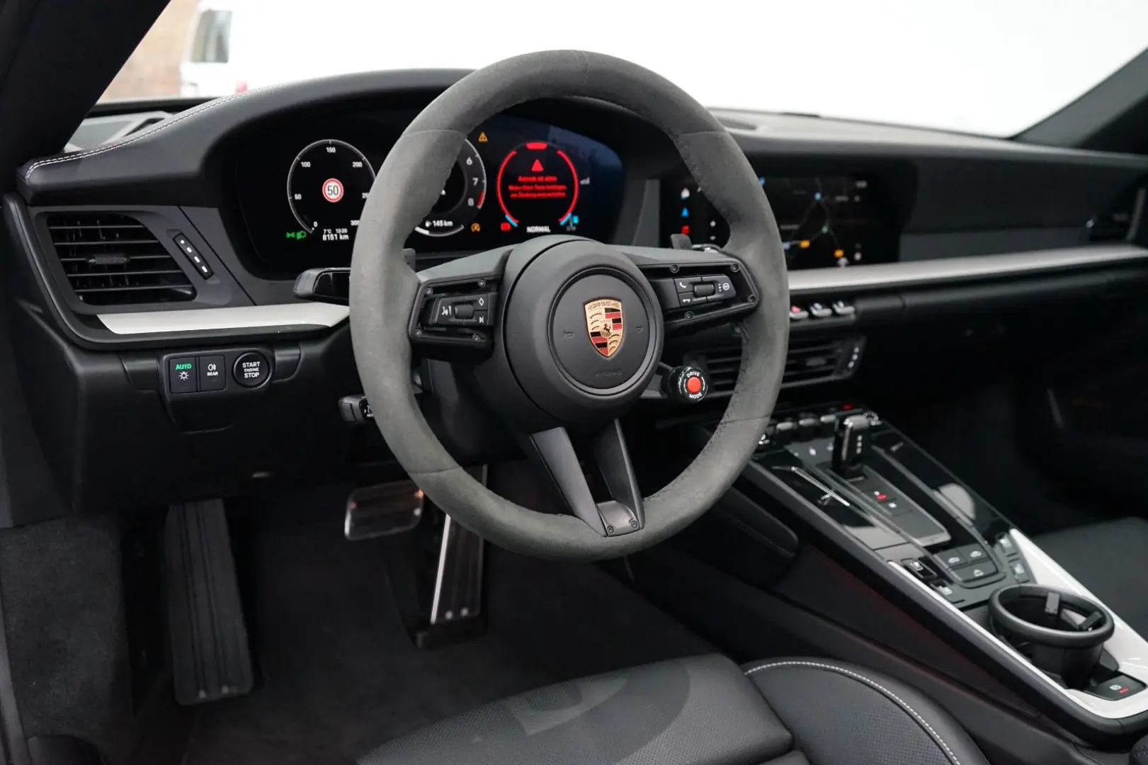 992.2 911 Cabriolet Kreide SportDesign Lift MEGA