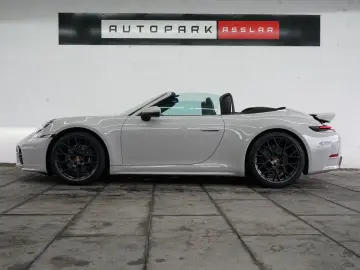 992.2 911 Cabriolet Kreide SportDesign Lift MEGA