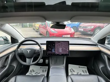 Tesla Model 3 Performance