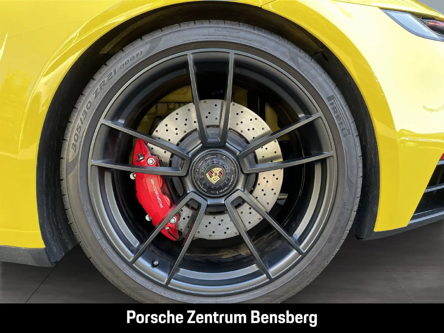 911 Carrera GTS Cabriolet Lift Matrix SurroundVi