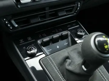 992 911 GT3 RS Weissach-Paket BOSE LED-Matrix