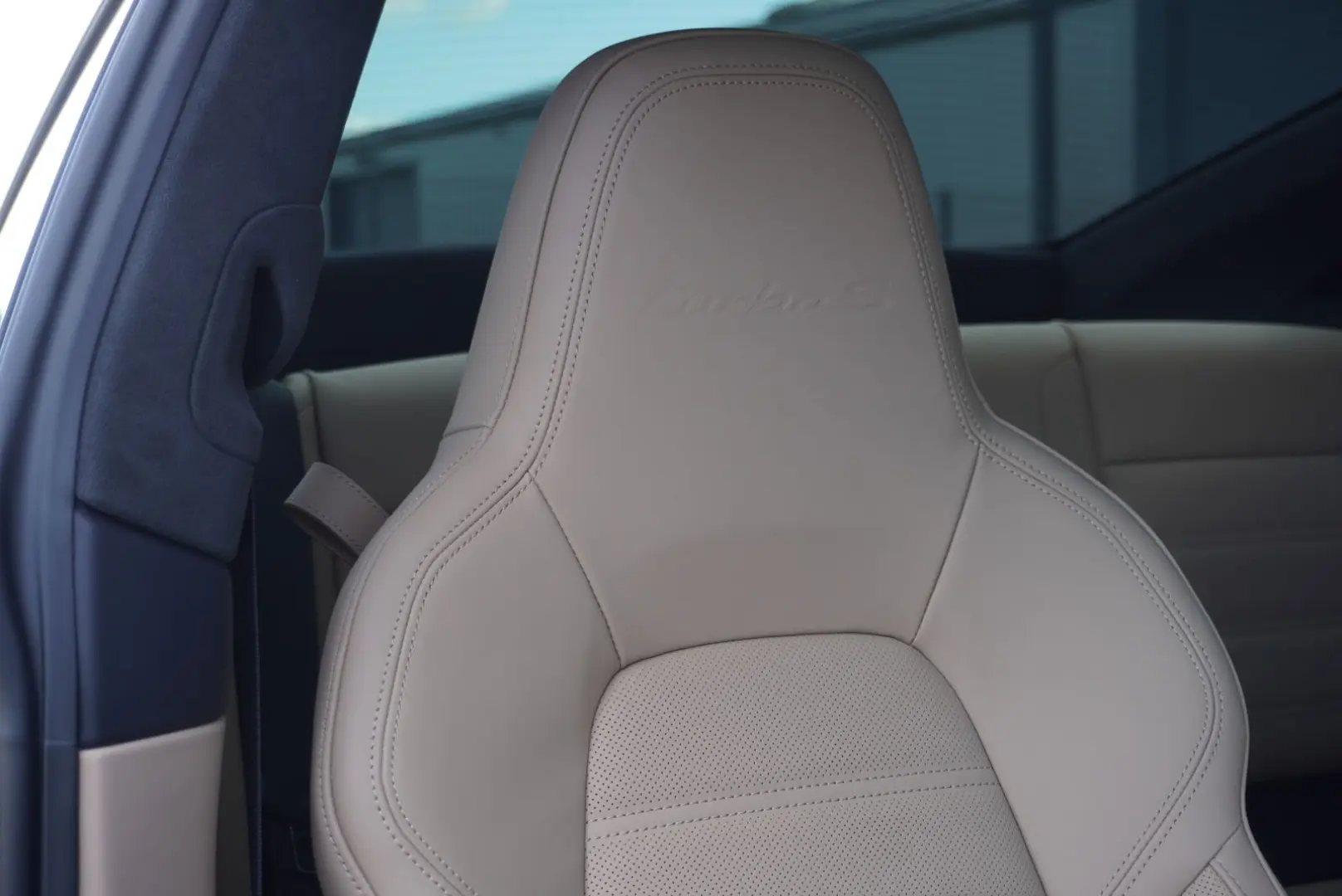 992 Turbo S Sport Design Lift Burmester PASM