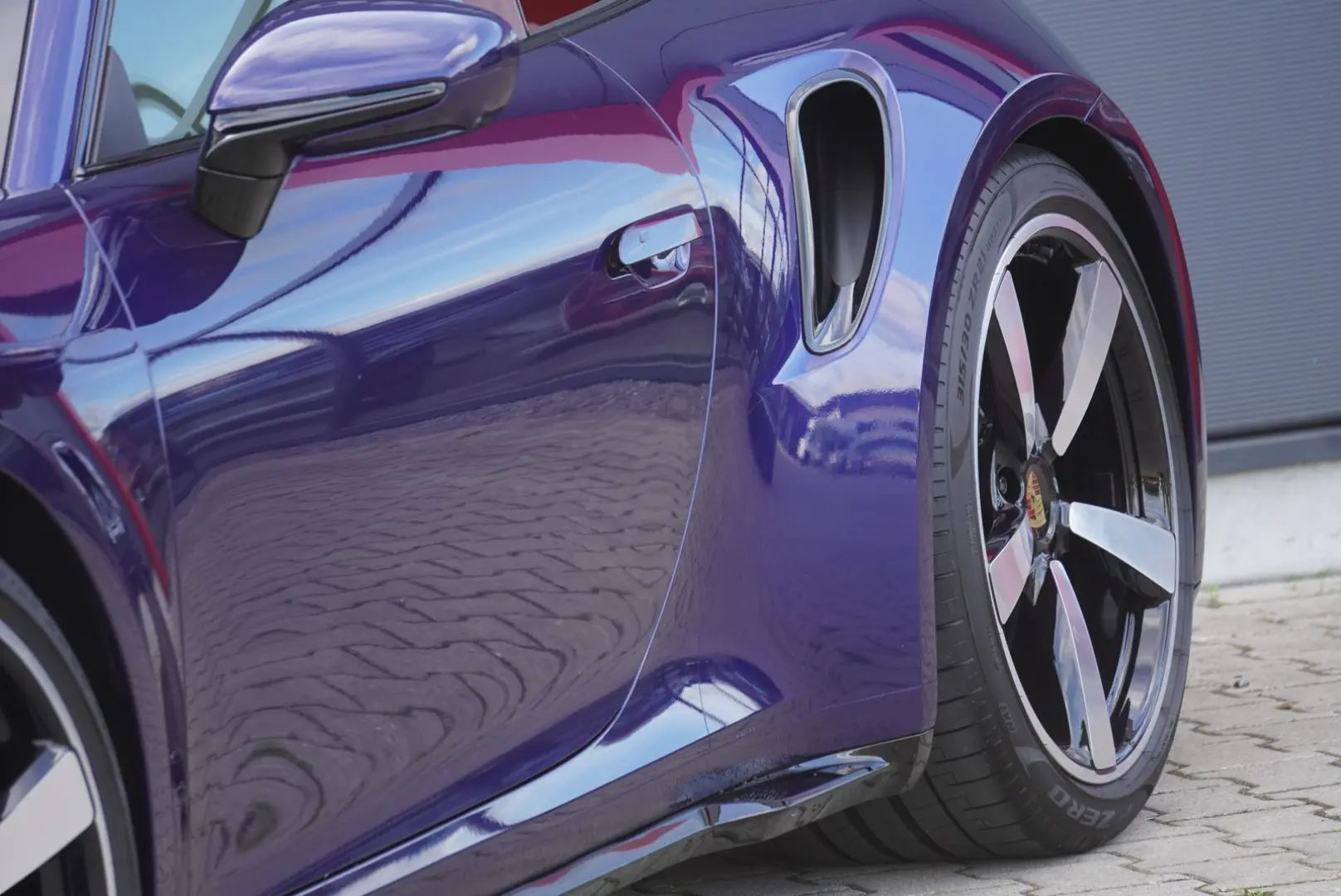 992 Turbo S Sport Design Lift Burmester PASM