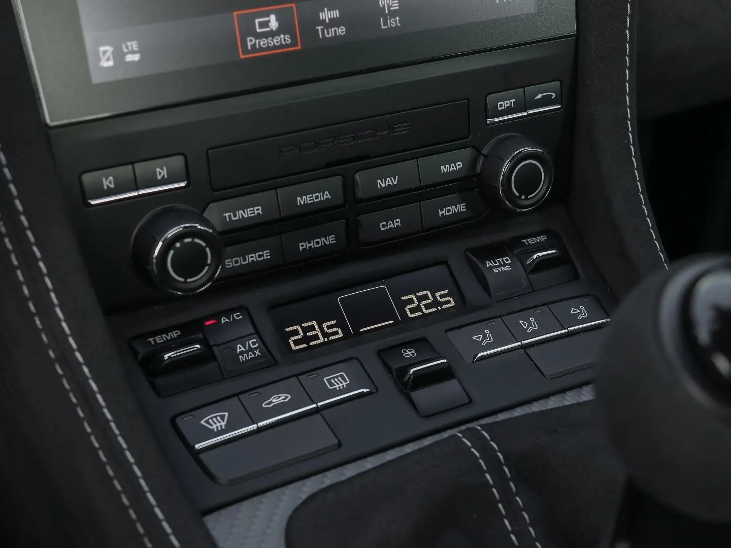 Cayman 718 GT4 RS Weissach-Paket Alexgrau PCCB