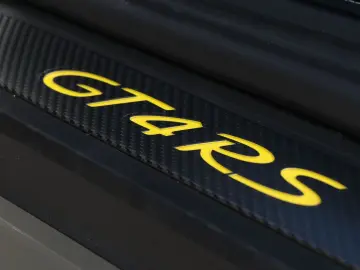 Cayman 718 GT4 RS Weissach-Paket Alexgrau PCCB