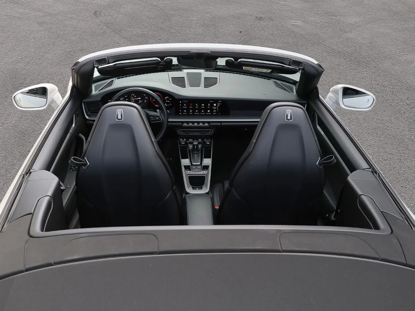 992 911 Carrera 4S Cabrio s Surround-View LED