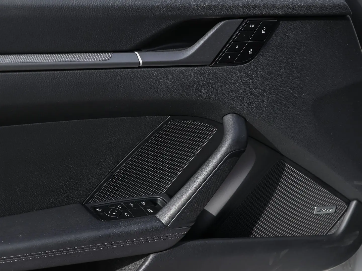 992 911 Carrera 4S Cabrio s Surround-View LED