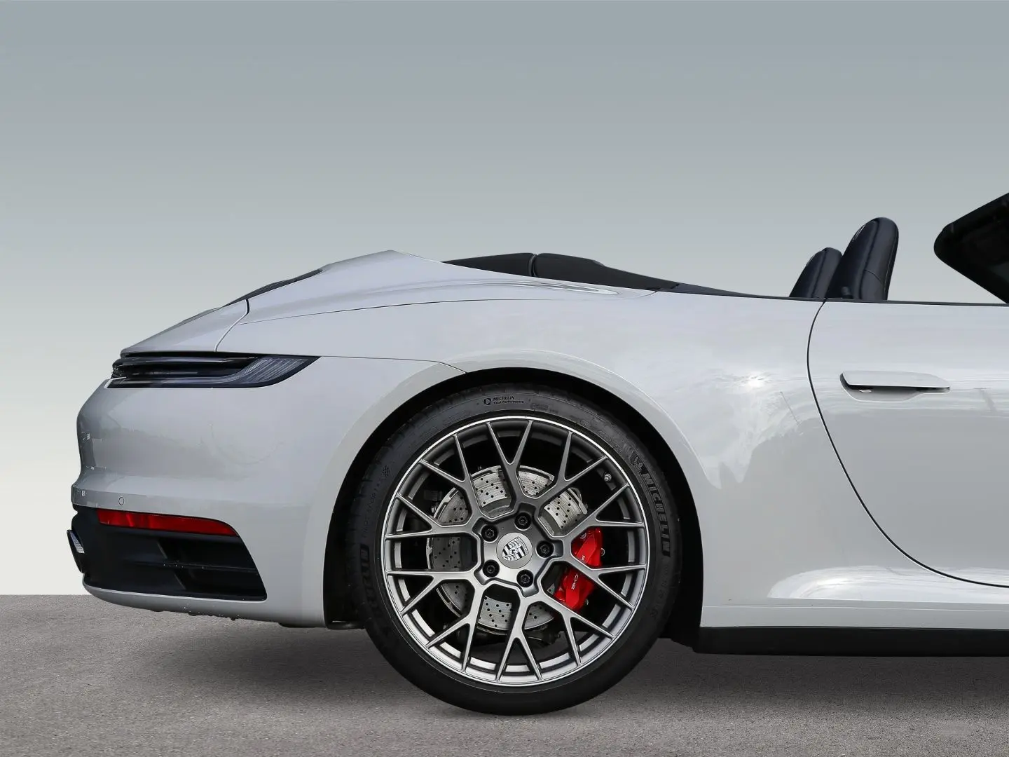 992 911 Carrera 4S Cabrio s Surround-View LED