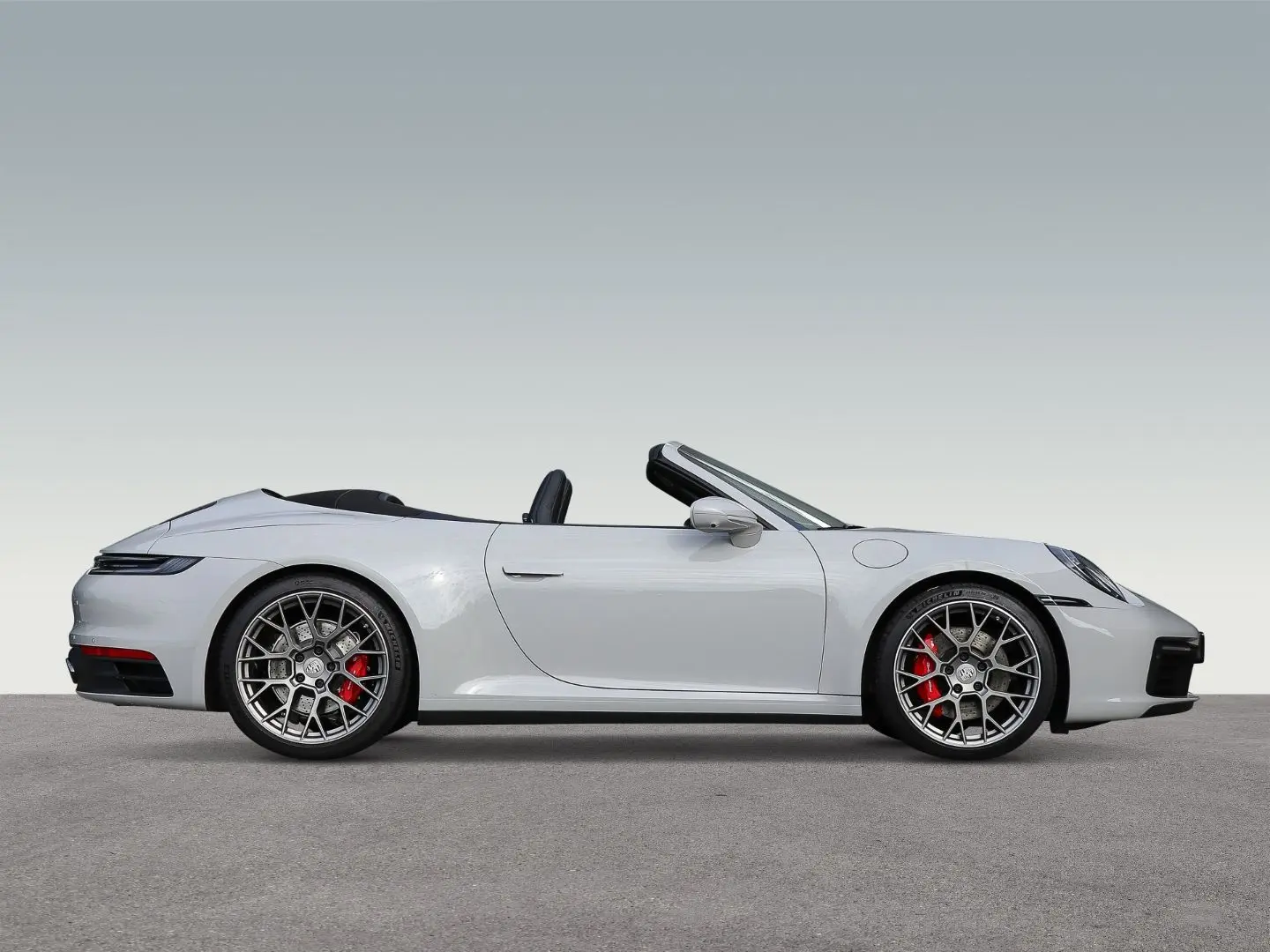 992 911 Carrera 4S Cabrio s Surround-View LED