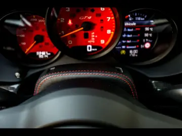 Cayman 718 GT4 PDK CLUBSPORT BUCKET CARBON BOSE