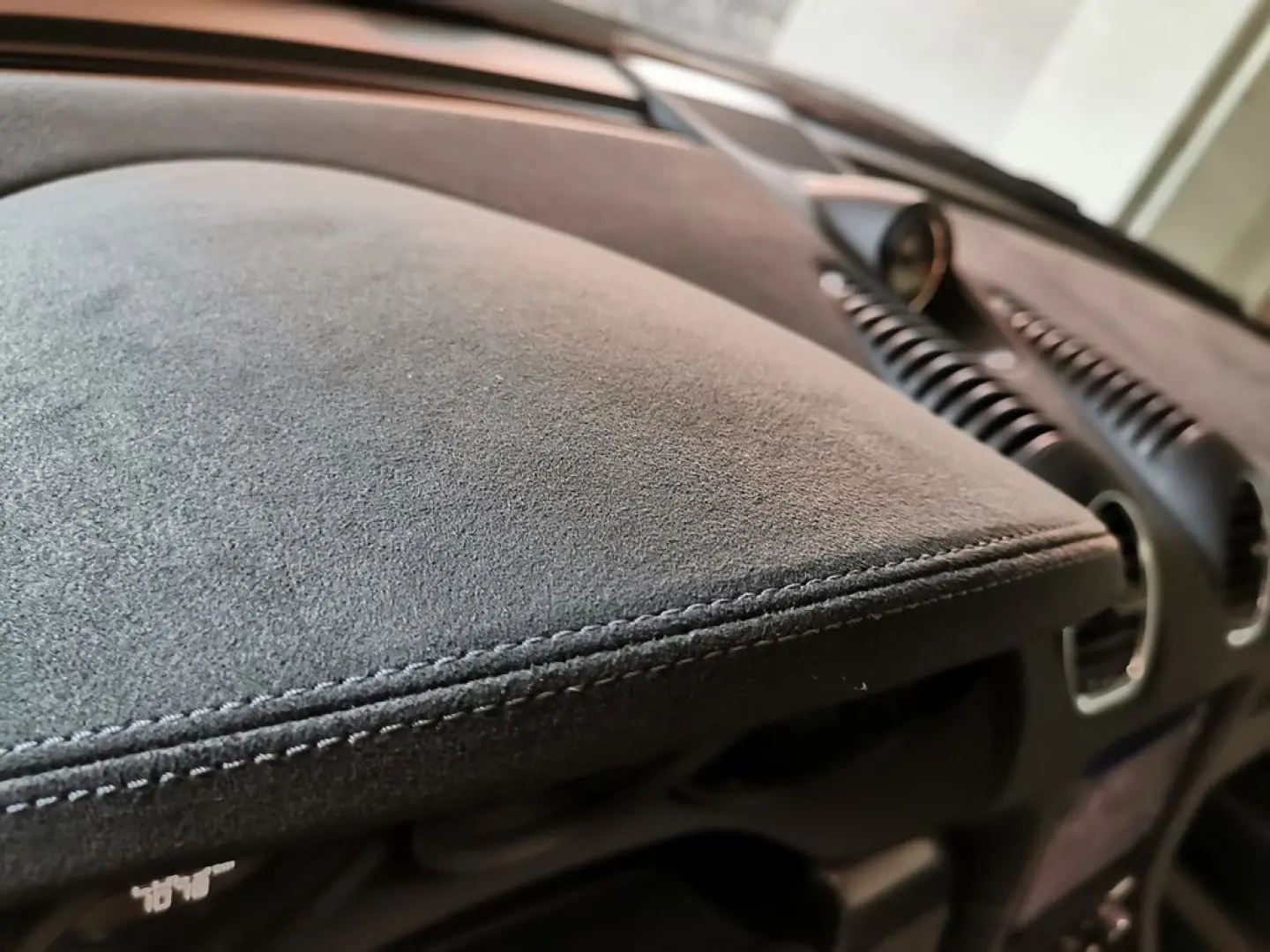 Cayman GT4 RSWeissach Clubsport LED Approved