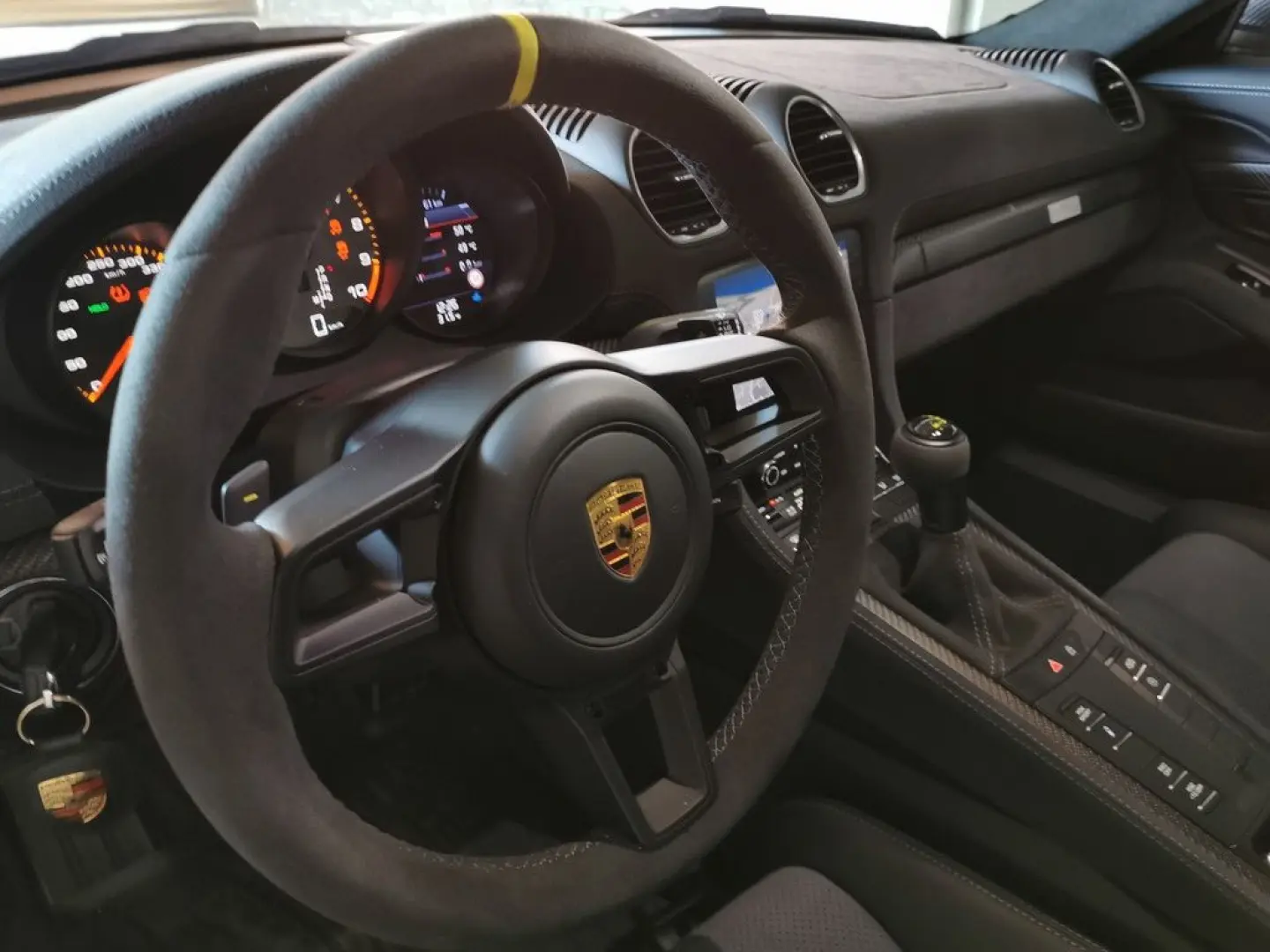 Cayman GT4 RSWeissach Clubsport LED Approved