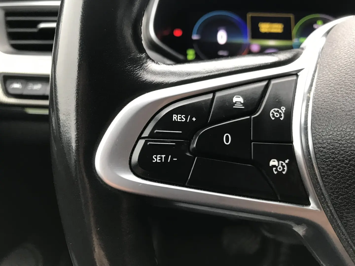 RENAULT ARKANA E-TECH