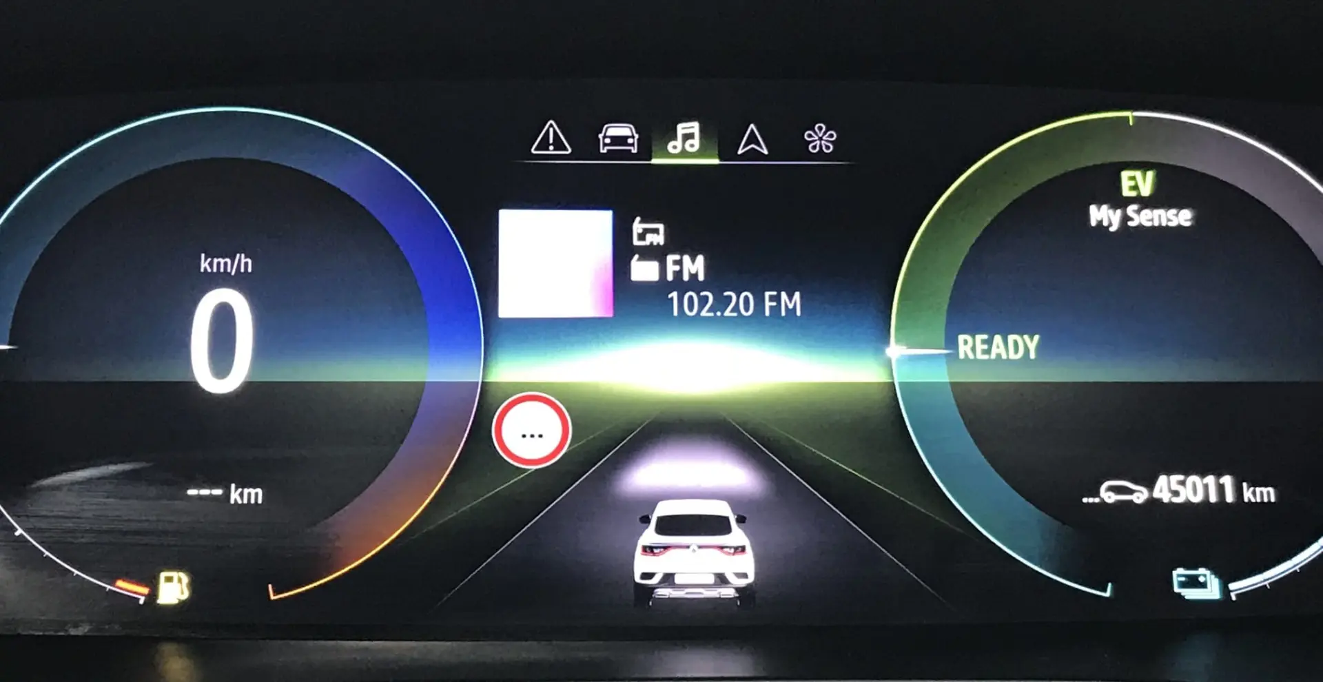 RENAULT ARKANA E-TECH