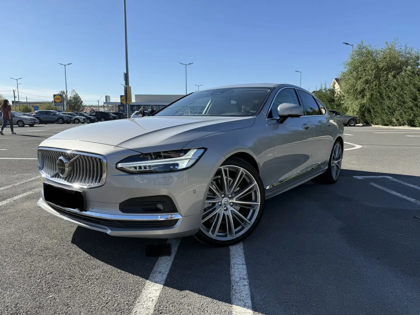 Volvo S90
