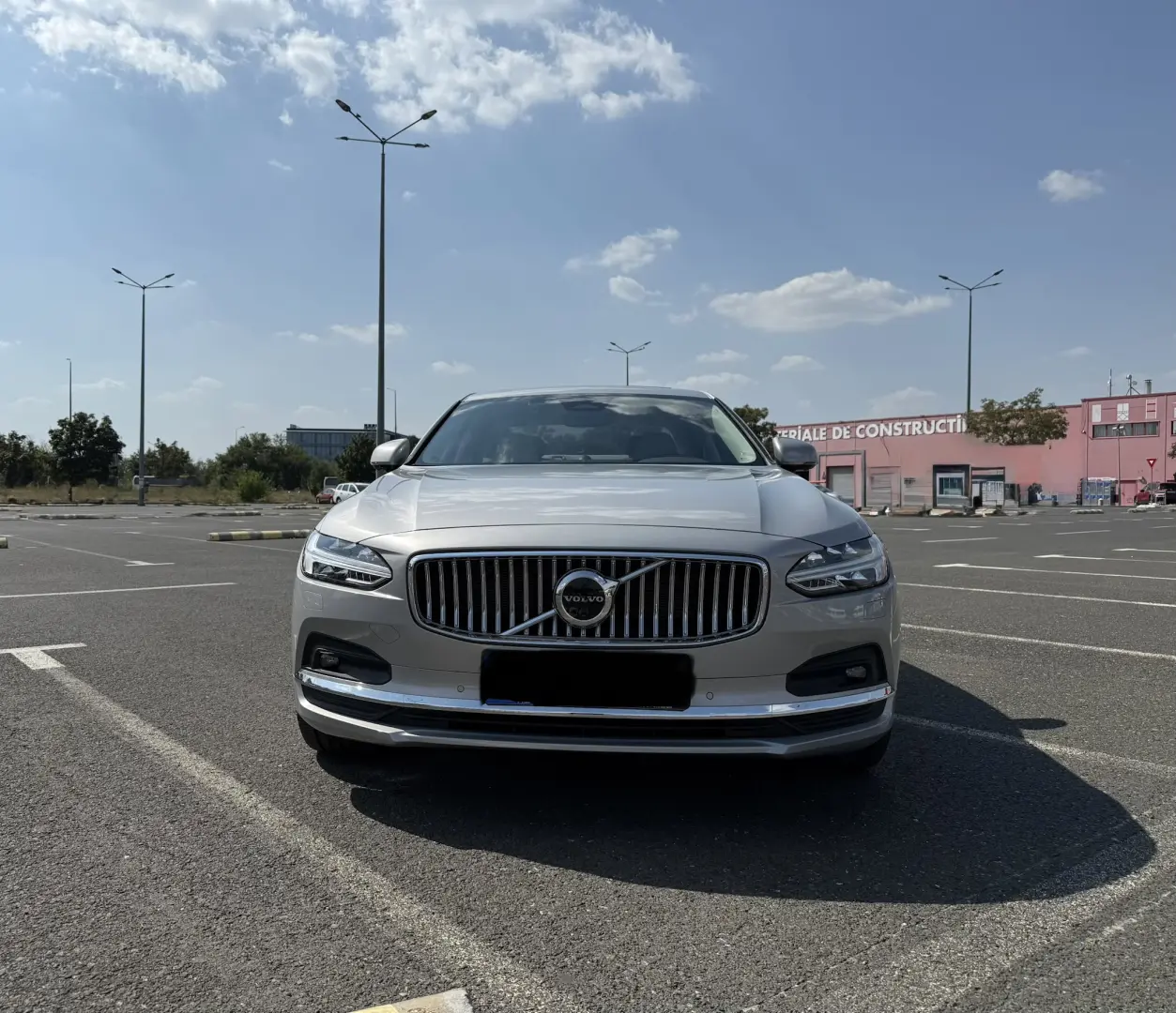 Volvo S90
