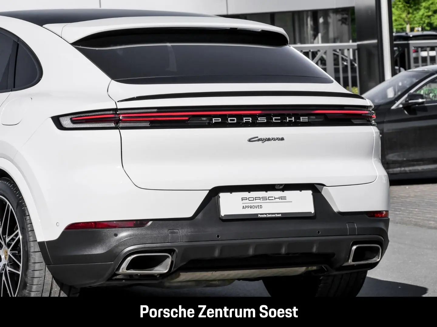 Porsche Cayenne E-Hybrid Coupe