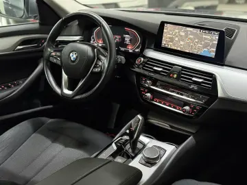 BMW Seria 5 520d xDrive
