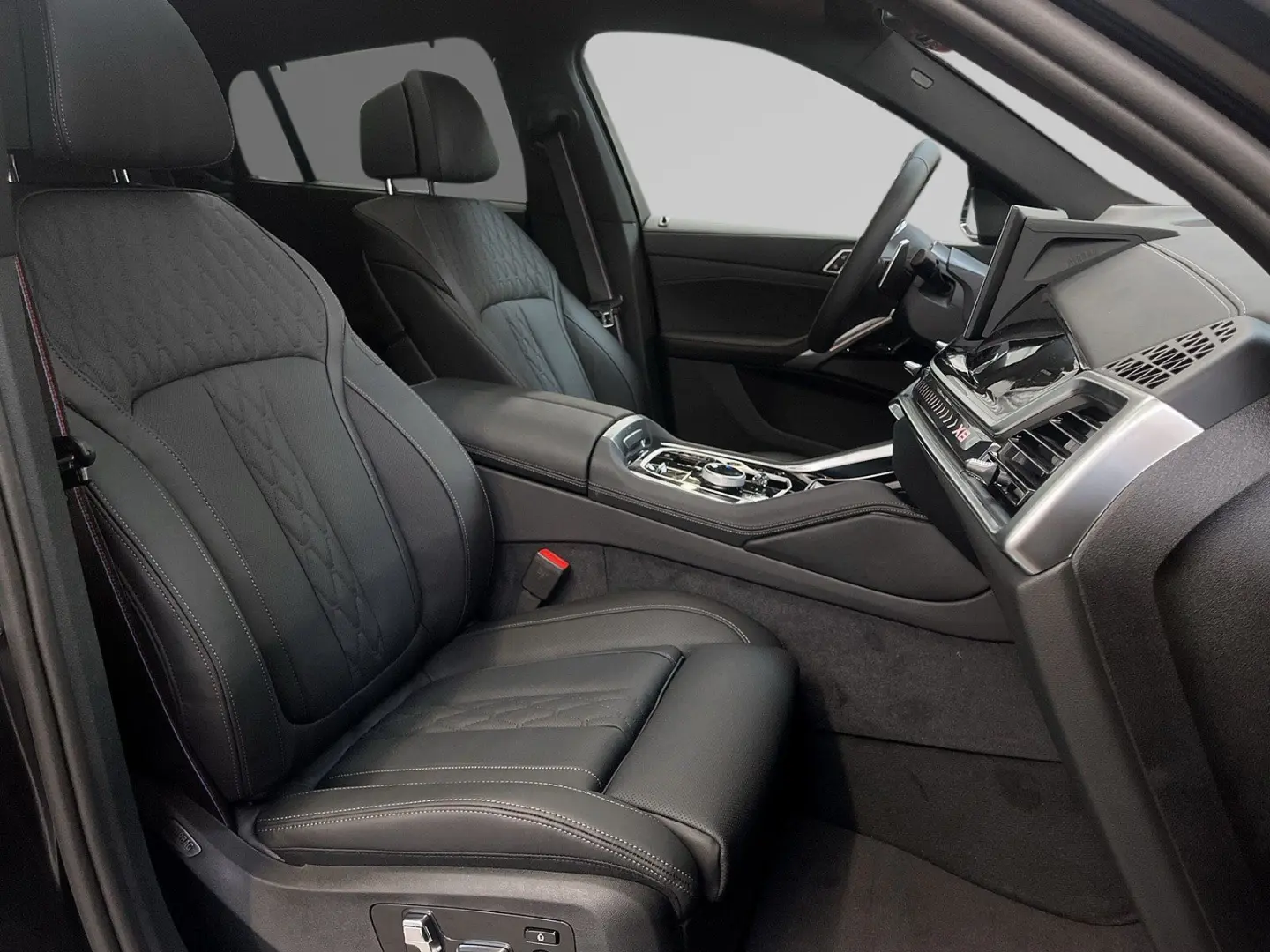 X6 xDrive30d  € 1.190 Zubehörbonus M Sport Pro