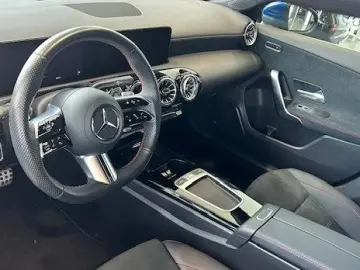 A 250 4M Limousine AMG Kamera LED Winter-Paket