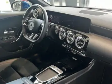 A 250 4M Limousine AMG Kamera LED Winter-Paket