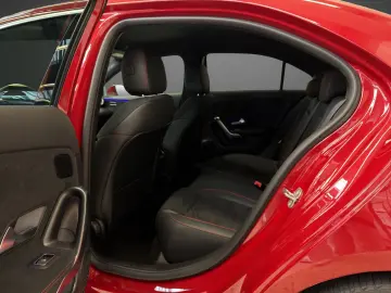 A 250 4M Limousine AMG Totwinkel Multibeam SHZ