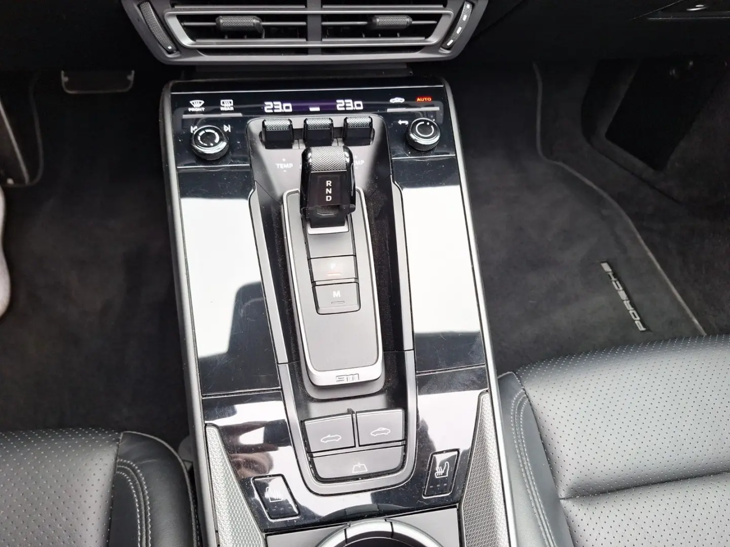 911 992 Carrera Cabriolet PDK  WINTERPREIS