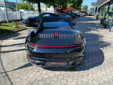 Porsche 911 992 Carrera 4 Cabriolet 385 CV (992.