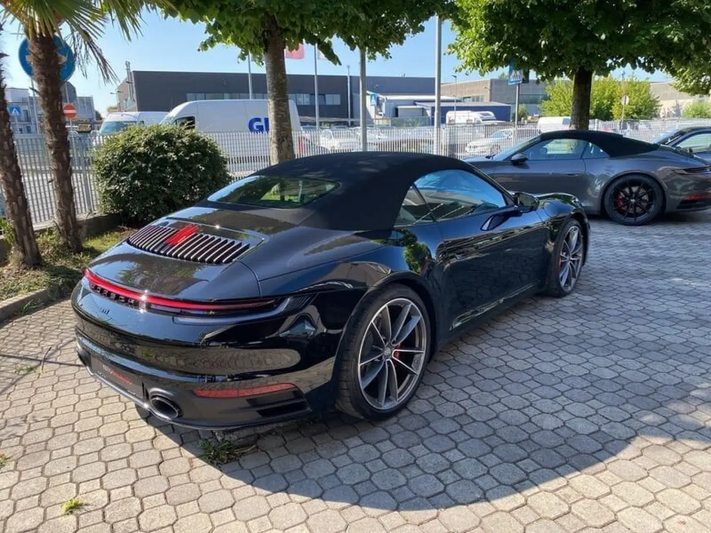 Porsche 911 992 Carrera 4 Cabriolet 385 CV (992.