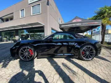 Porsche 911 992 Carrera 4 Cabriolet 385 CV (992.