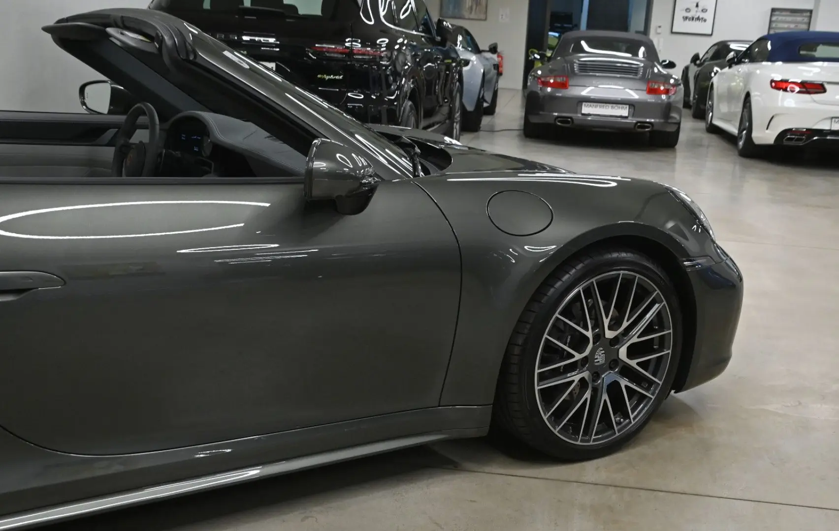 911 Carrera 4 Cabrio PDK Modell 992