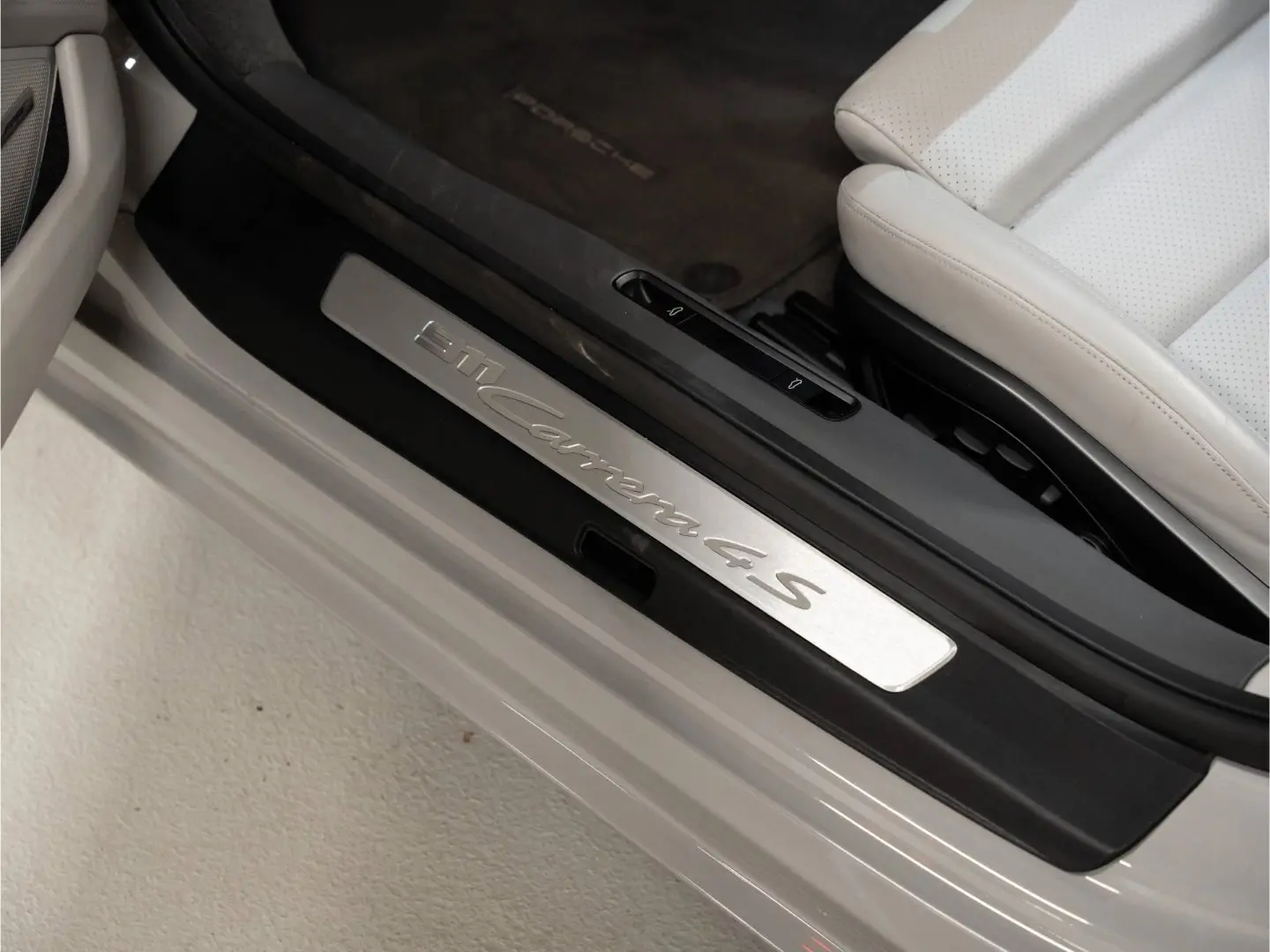 992 Carrera 4S Cabriolet Sport Chrono Lift-VA