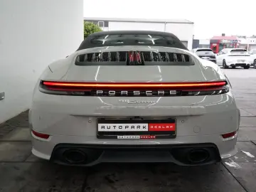 992.2 911 Cabriolet Kreide SportDesign Lift MEGA