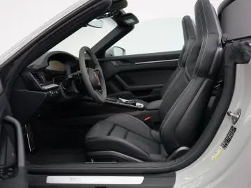 992.2 911 Cabriolet Kreide SportDesign Lift MEGA