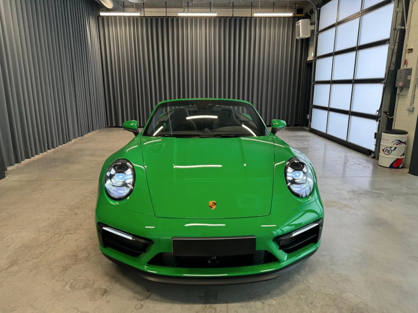 992 911 Carrera 4 GTS Cabriolet