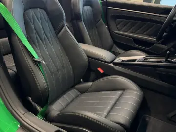 992 911 Carrera 4 GTS Cabriolet