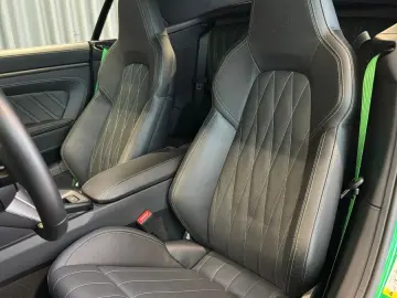 992 911 Carrera 4 GTS Cabriolet