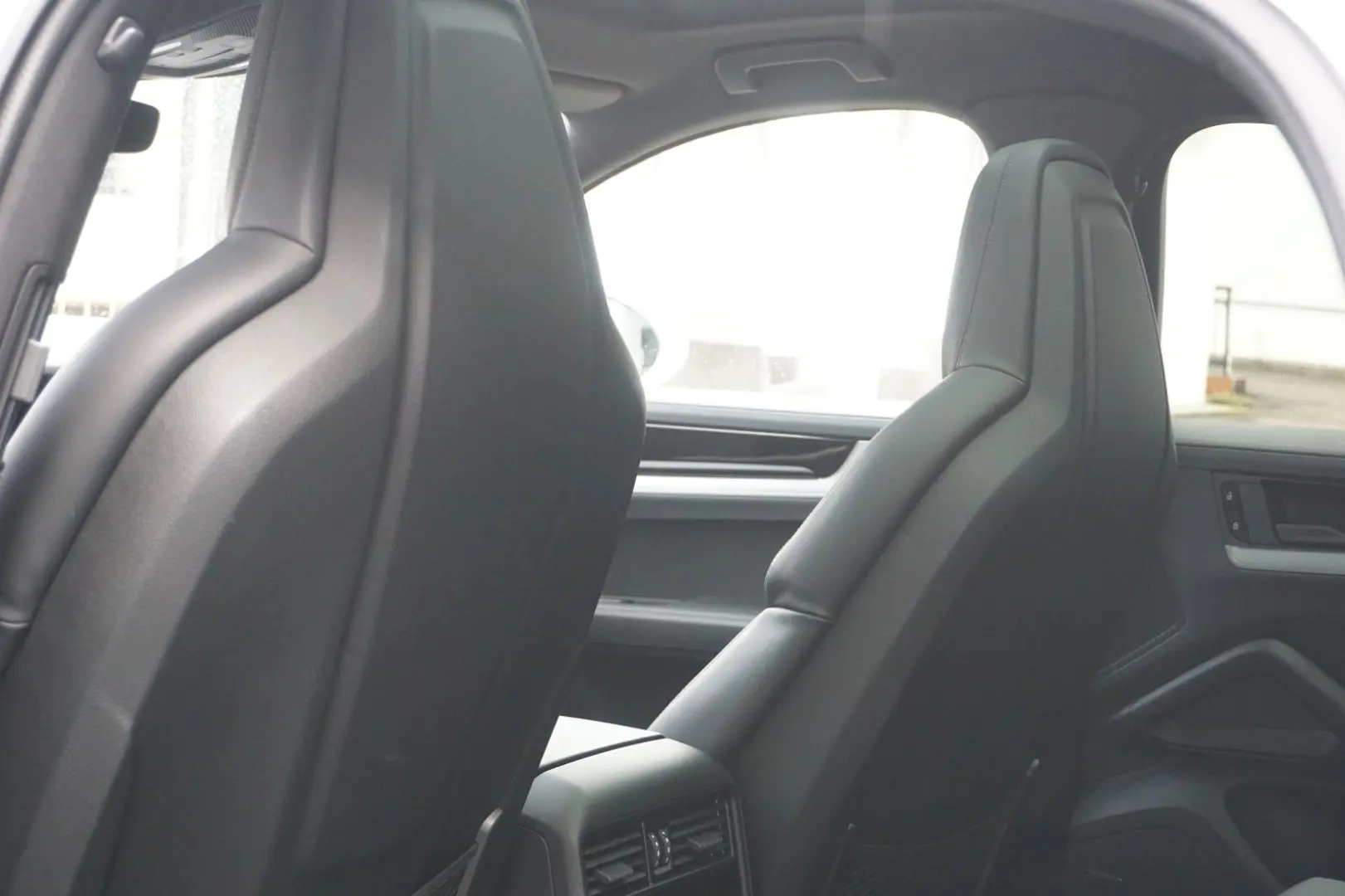 Cayenne E-Hybrid 18 Wege Sportsitze Pano AHK