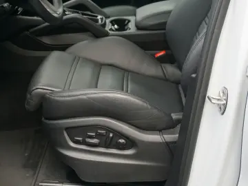 Cayenne E-Hybrid 18 Wege Sportsitze Pano AHK