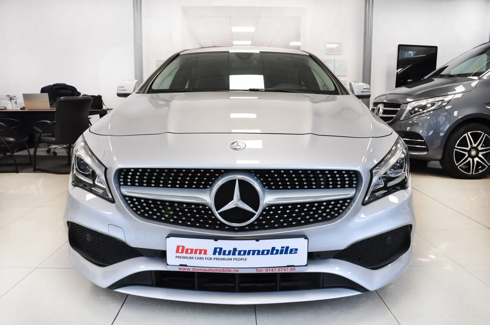 Mercedes Benz CLA 180i AT AMG Apple Android