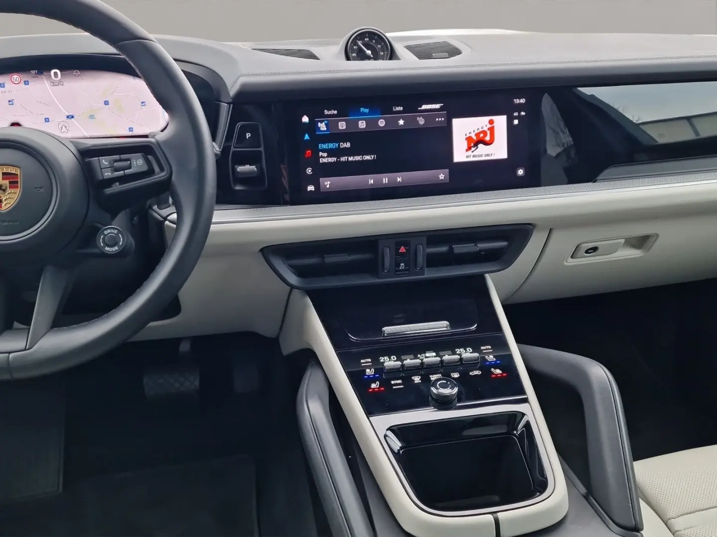 Cayenne E-Hybrid BiColor HALenkung PDCC Pano 21z